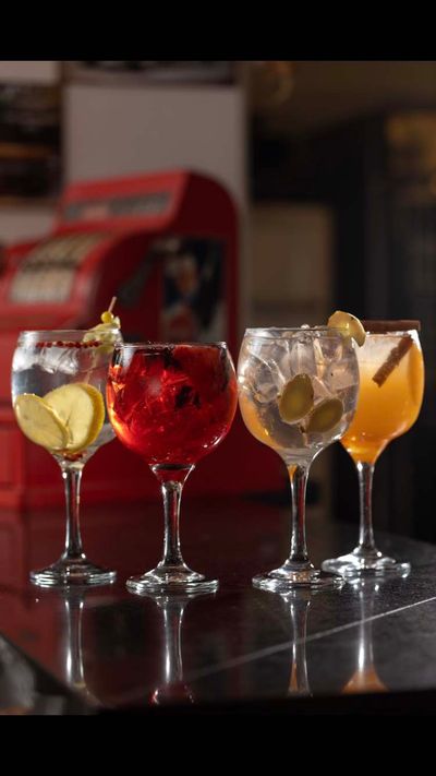 Gin’s 
