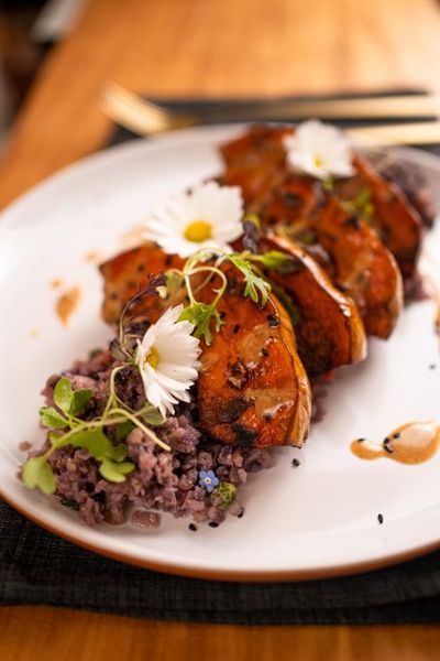 ARROZ DE COUVE FLOR, ABÓBORA E TAHINE