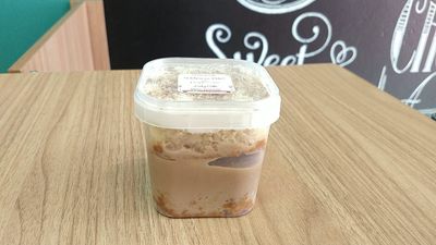 Doce de leite com nozes