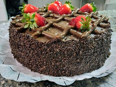 Torta Chocolate com Morangos