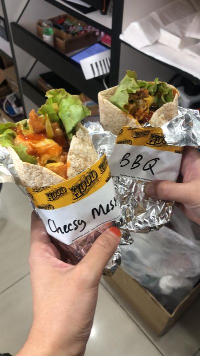 Cheesy Chicken Wraps
