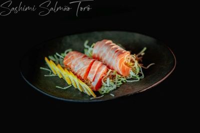 SASHIMI SALMAO TORO