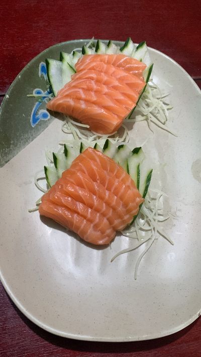 SASHIMIS DE SALMÃO ( 12 Unidades)